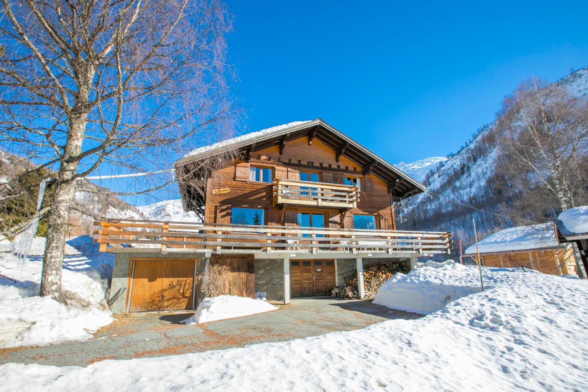 Montblanc Alpine Ski & Sauna Retreat - Happy Rentals Шамони Экстерьер фото